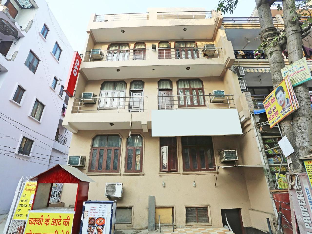 Oyo 472 Hotel Sareen New Delhi Exterior photo